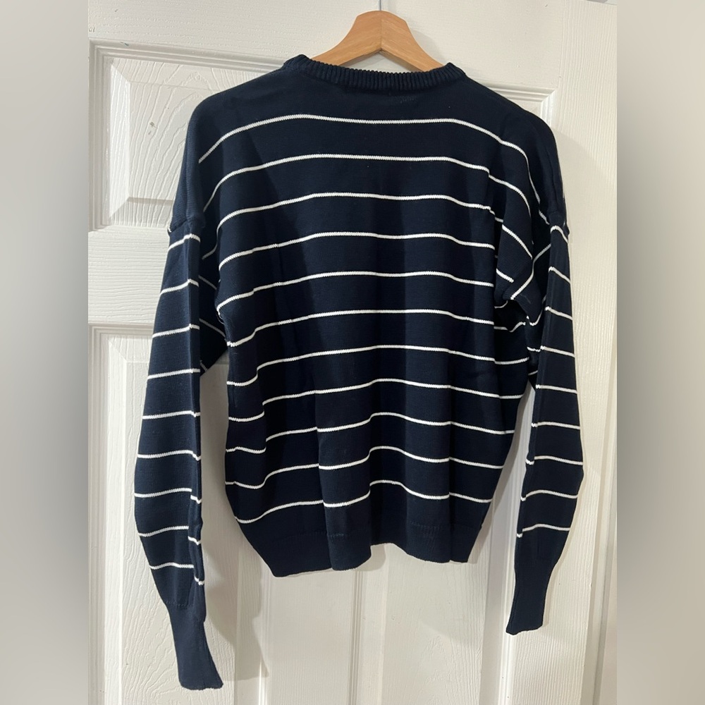 Brandy Melville Women’s Striped Navy Crewneck Sweater